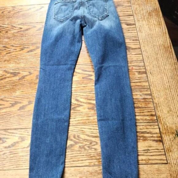 MOTHER The Looker Jeans in Groovin Size 25 - Picture 6 of 6